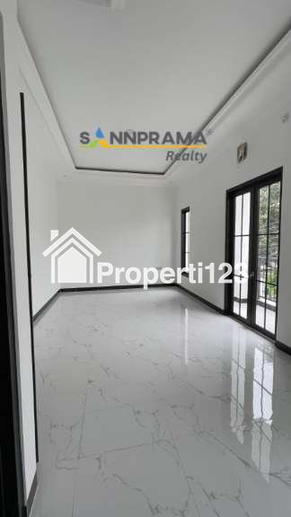 Rumah mewah 2,5lantai murah siap huni dlm cluster dikebagusan,Jaksel - 6