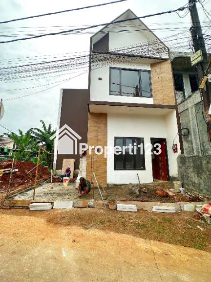 Rumah baru strategis di Jatiasih Bekasi - 1