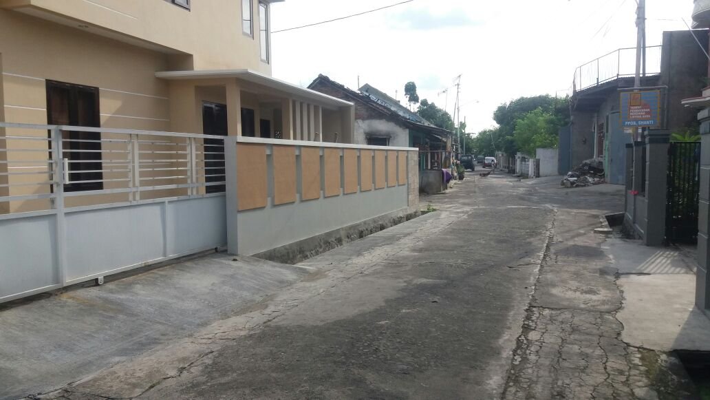 JUAL CEPAT: Rumah & Tanah SHM 198 m² – Lokasi Strategis Solo (Nusukan) - 1