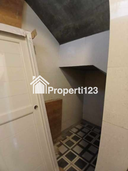 Rumah mewah 2lantai murah tanpa dp ckp 2jt Allin dikalimulya,Depok - 4