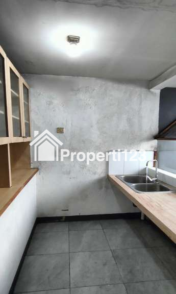 Ruko 3 Lantai SHM Interior Etnik Modern Harga Murah Super Strategis di Kawasan Pertokoan Perkantoran Hiburan di Jl. Terusan Jakarta Antapani Bandung - 8