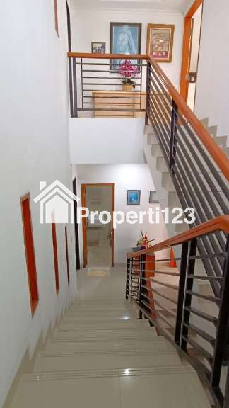 Rumah 4 Lantai Strategis Dalam Cluster Palmerah Jakarta Barat - 15
