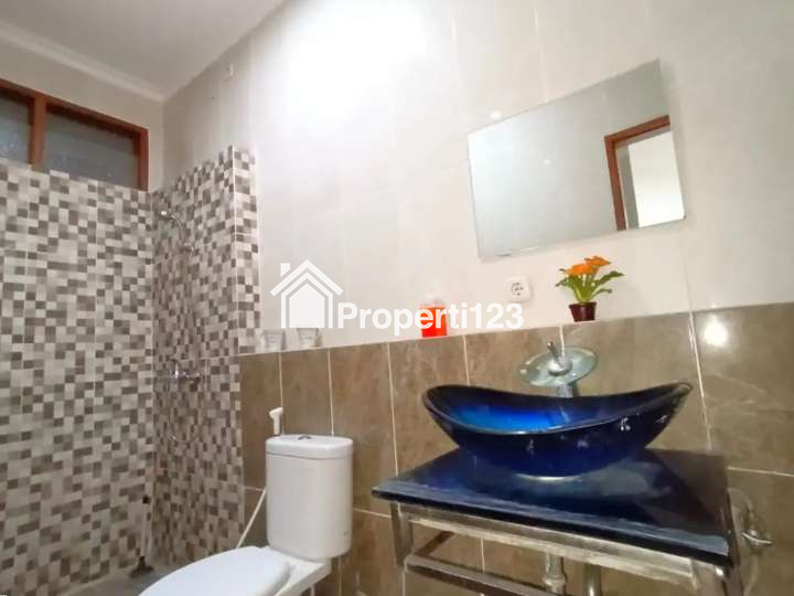 Rumah 4 Lantai Strategis Dalam Cluster Palmerah Jakarta Barat - 16