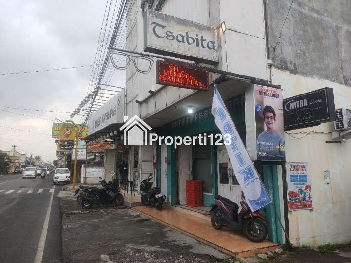 Ruko dan Rumah Hunian Strategis - 2