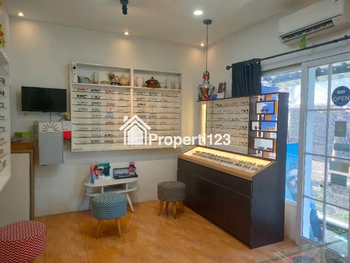 Ruko dan Rumah Hunian Strategis - 4