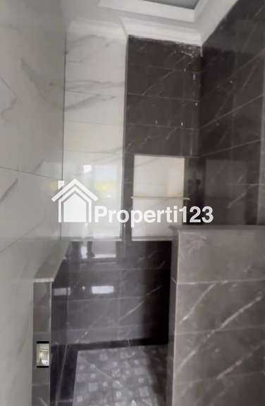 Rumah mewah 2 lantai murah Tanpa dp siap huni disukmajaya,Depok - 8