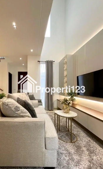 ‼️TURUN HARGA‼️ Rumah Semi Furnished Di Perumahan Elite Graha Natura Surabaya Barat - 10