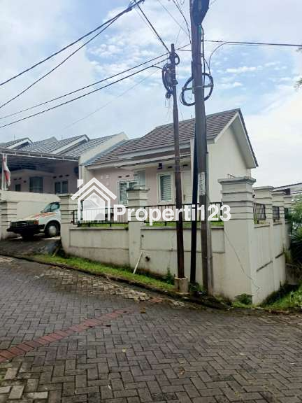 Rumah Strategis Nirwana Golden Park – 2KT, Carport, Dekat Tol & Pakansari - 2