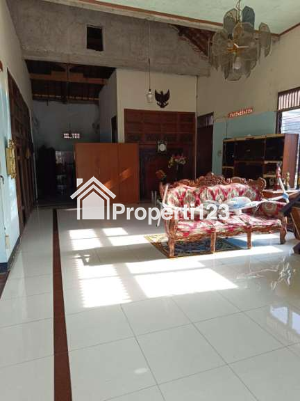 Rumah dijual Karanganyar Solo - 13