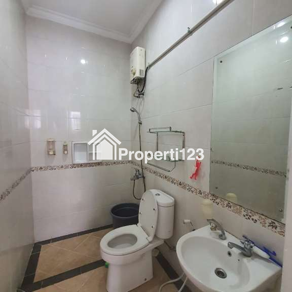 Rumah Perumahan The Royal Residence Pulo Gebang Jakarta Timur - 11