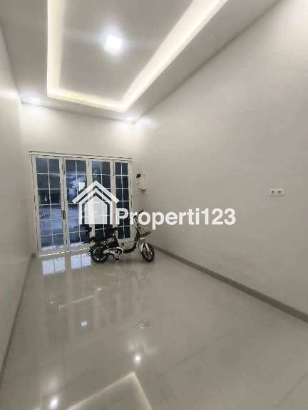 Disewakan Rumah Ex Kantor Siap Huni Lokasi Ketintang Surabaya - 7