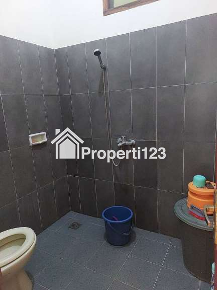 Rumah Full Furnish 5 Kamar Tidur 3 Kamar Mandi Carport Dekat Kawasan Perkantoran Pendidikan Perbelanjaan dan Hiburan di Kota Sumedang - 13