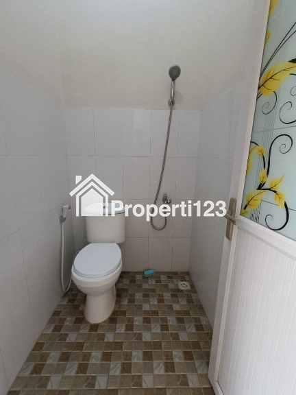 Rumah 2 Kamar Tidur 1 Kamar Mandi Carport untuk Rumah Tinggal Jalan Lebar Bebas Banjir di Tabanan Bali - 6