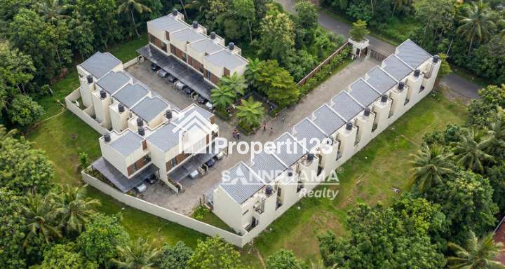 Rumah cluster mininalis 2 lantai di Limo Depok - 3