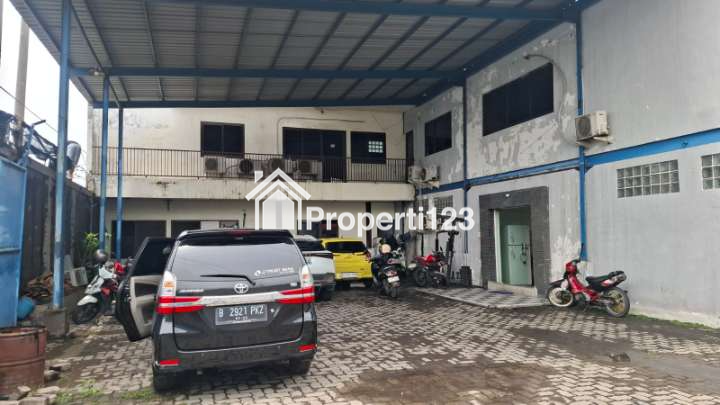 Gudang Langka Komplek Margomulyo Suri Mulia Blok Depan Bebas Banjir - 2