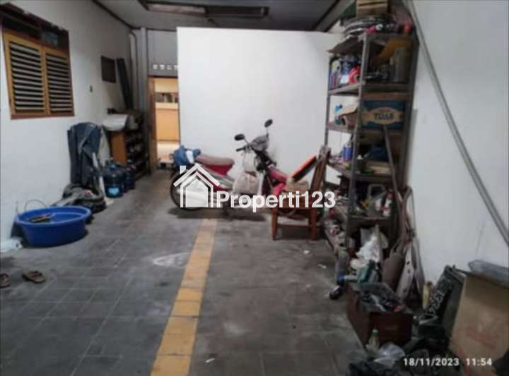 Dijual Rumah Lokasi GAYUNGSARI Surabaya Selatan - 2