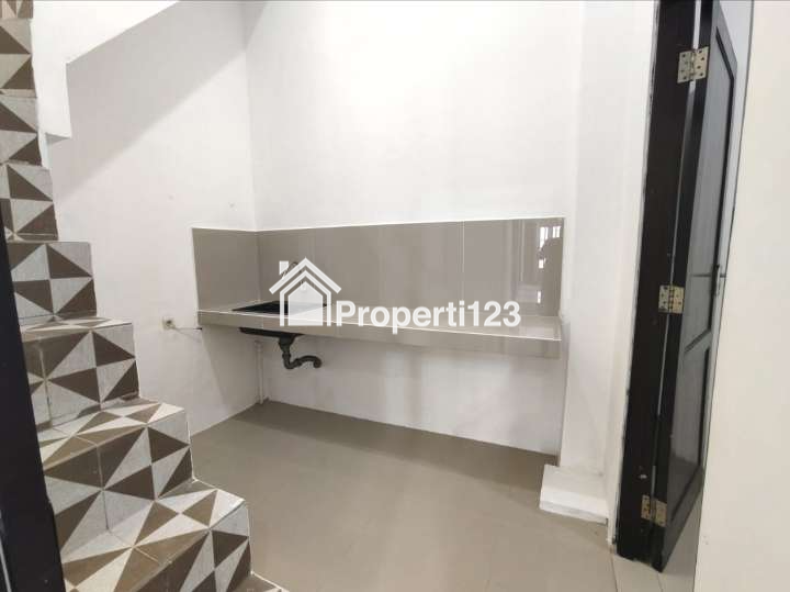 ‼️TURUN HARGA‼️ RUMAH FULL RENOVASI SIAP HUNI DI GUNUNG ANYAR TAMBAK SURABAYA TIMUR - 7