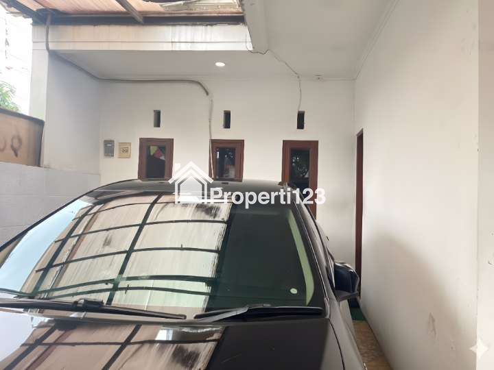 BU BANGET! RUMAH BARU RENOVASI 2M DI SAYAP SRIWIJAYA - HOOK & MEWAH! SIAPA CEPAT DIA DAPAT! - 2