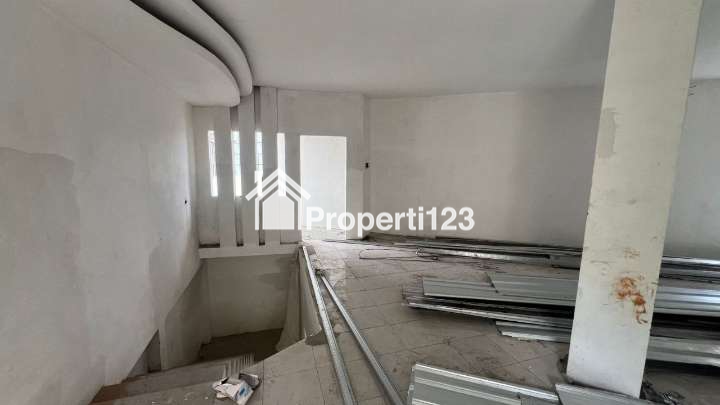 ‼️JUAL CEPAT‼️ Ruko Baru Renovasi Lokasi Jl. WR Supratman Klojen Malang - 6