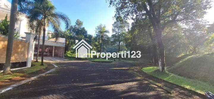 Kavling Exclusive di Bawah NJOP Raffles Hills Cibubur - 1