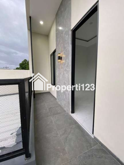 Rumah HOOK Minimalis Modern Baru Gress Lokasi Sawojajar 1 Malang Kota - 10