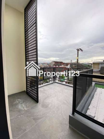 Rumah HOOK Minimalis Modern Baru Gress Lokasi Sawojajar 1 Malang Kota - 3