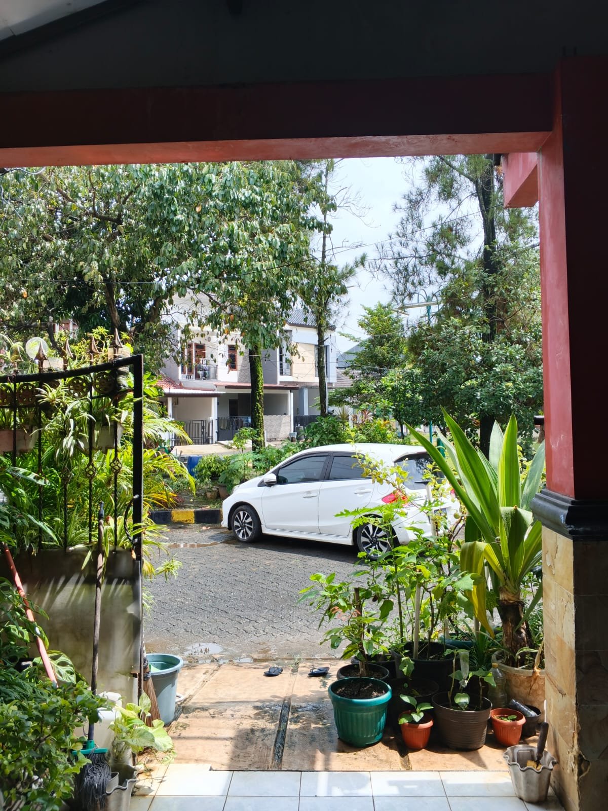 Dijual Rumah Tinggal - 8