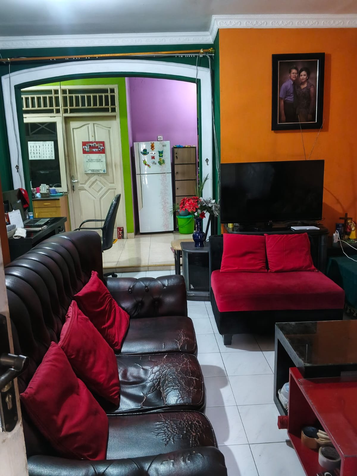 Dijual Rumah Tinggal - 2