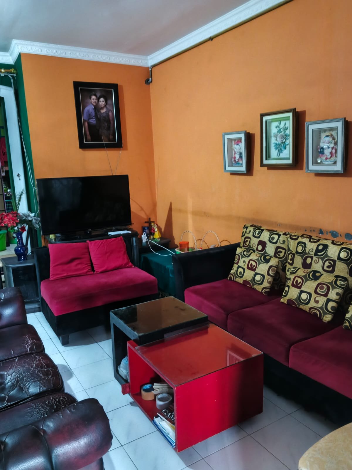 Dijual Rumah Tinggal - 4