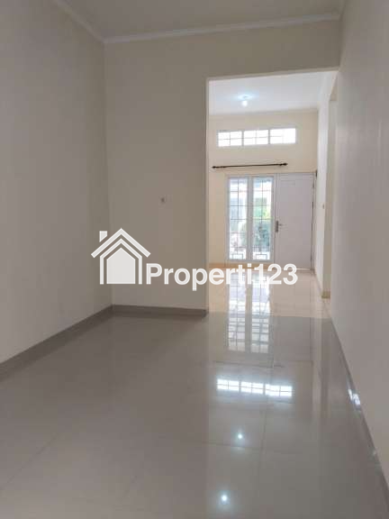 Disewakan Rumah Tahunan di Komplek Private Village Bojongsoang, Kab. Bandung - 5