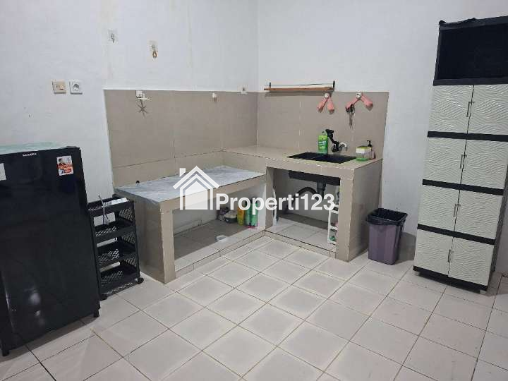 DISEWAKAN RUMAH FULLY FURNISH SIAP TINGGAL - 8