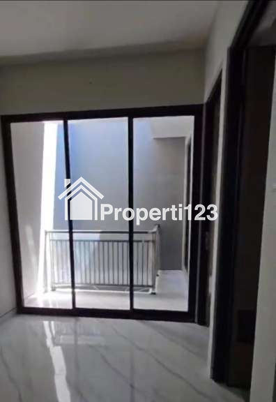 Rumah Baru Gress Lokasi Perumahan Pantai Mentari Surabaya - 6