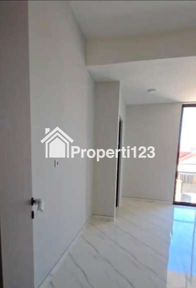 Rumah Baru Gress Lokasi Perumahan Pantai Mentari Surabaya - 3