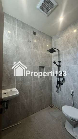 Dikontrakkan Rumah Baru 2 Lantai Siap Huni di lokasi super strategis Rempoa Bintaro, Pesanggrahan, Jaksel. - 12