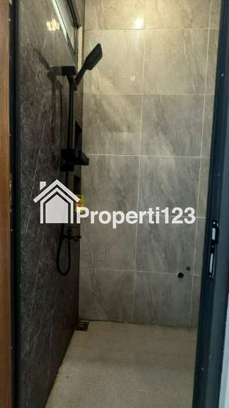 Dikontrakkan Rumah Baru 2 Lantai Siap Huni di lokasi super strategis Rempoa Bintaro, Pesanggrahan, Jaksel. - 14