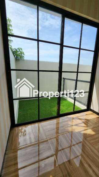 Rumah Baru Gress Siap huni Di Perumahan Pondok Nirwana Rungkut Surabaya - 11