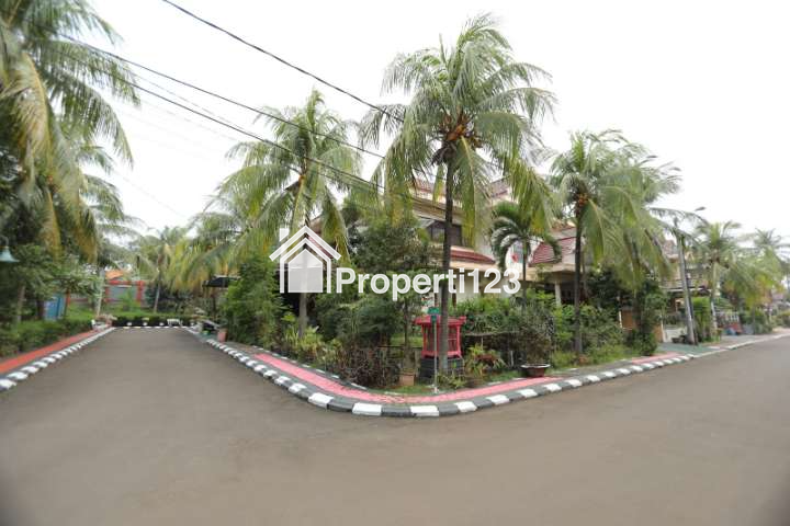 BU Rumah mewah dan tanah 400 m2 Gema Pesona Estate Depok - 2