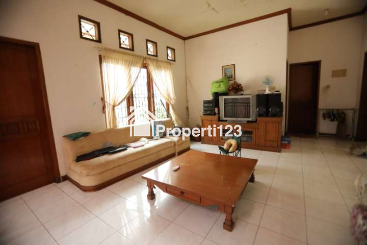 BU Rumah mewah dan tanah 400 m2 Gema Pesona Estate Depok - 6