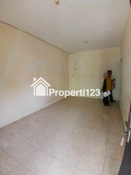 Rumah second minimalis di Bella Casa Residence Depok - 2