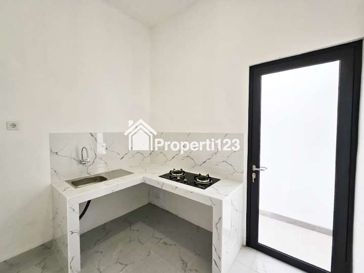 Rumah Baru Modern Minimalis Pondok Ungu Permai Sektor 5 Bekasi - 9
