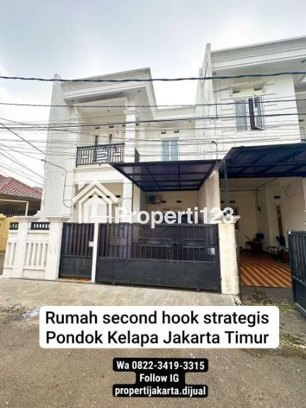 Rumah second hook strategis di Pondok Kelapa Jakarta Timur - 1
