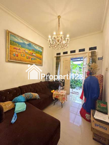 Rumah second hook strategis di Pondok Kelapa Jakarta Timur - 3