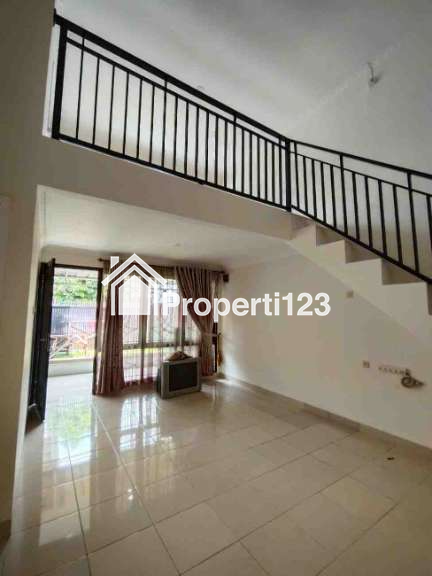 Rumah second terawat dekat tol Cimanggis Depok - 4