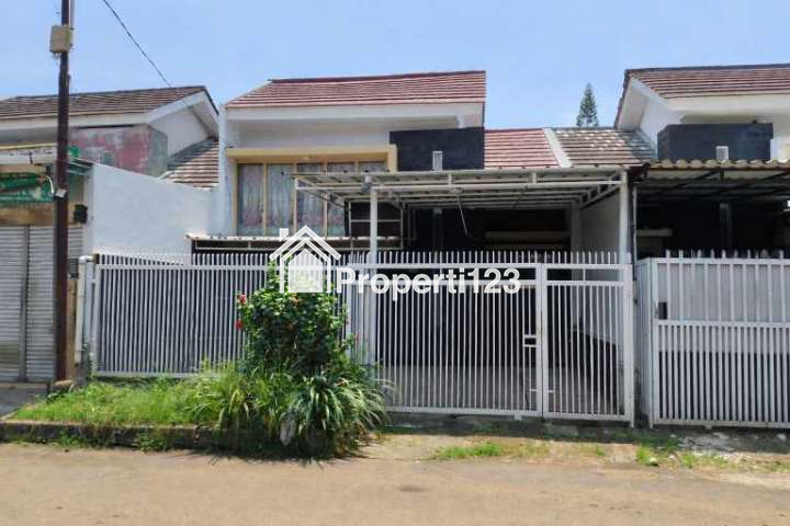 Rumah second terawat dekat tol Cimanggis Depok - 1
