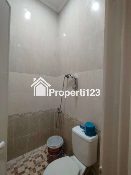 Rumah second terawat dekat tol Cimanggis Depok - 3