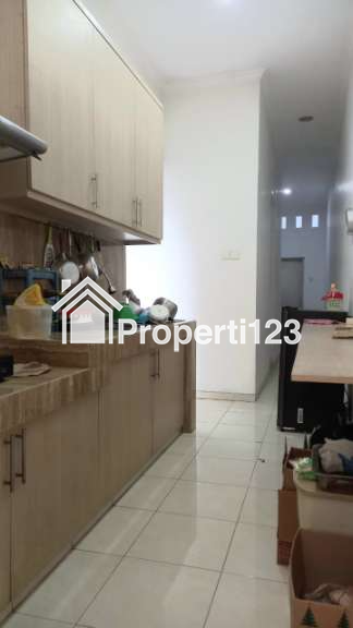 Dijual Rumah Semi Furnished 2 Lantai Di Citraland Surabaya Barat - 13