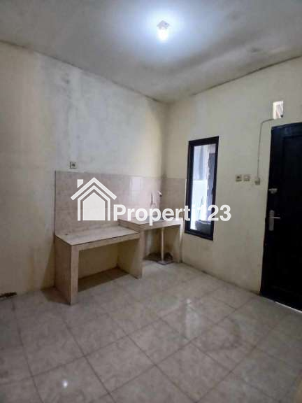 Rumah second murah dicluster bella Casa Residence depok - 6