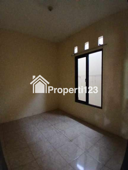 Rumah second murah dicluster bella Casa Residence depok - 4