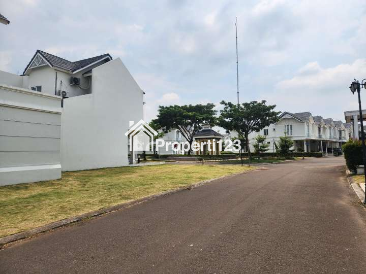 Jual Kavling Lavon 1 Cluster Grandura Lokasi Hook Depan Taman - 3