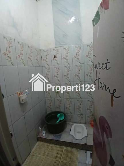 Rumah second minimalis di Cinangka Depok - 10